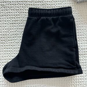 Aritzia Boyfriend Fleece Shorts